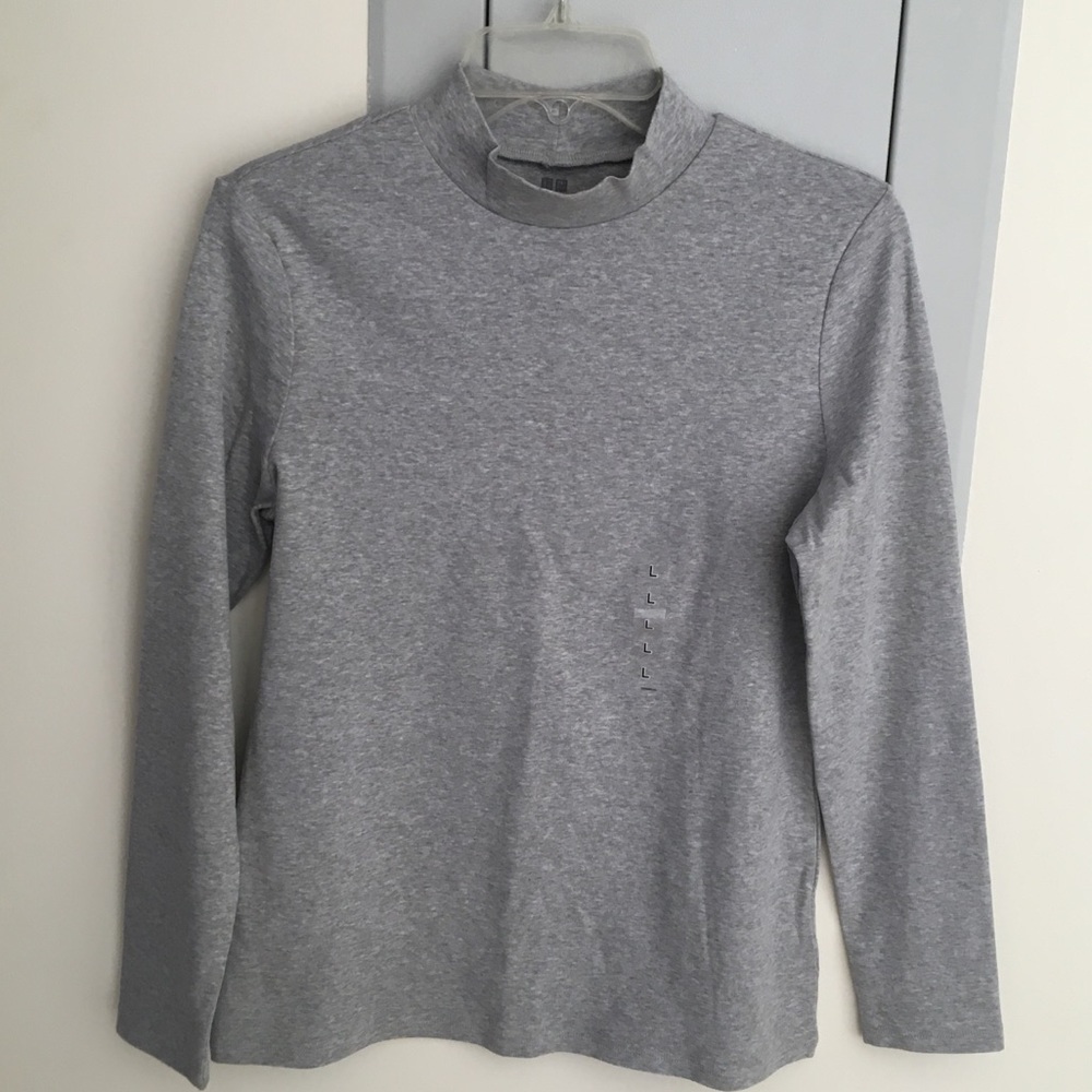 Uniqlo Mock Neck Shirt